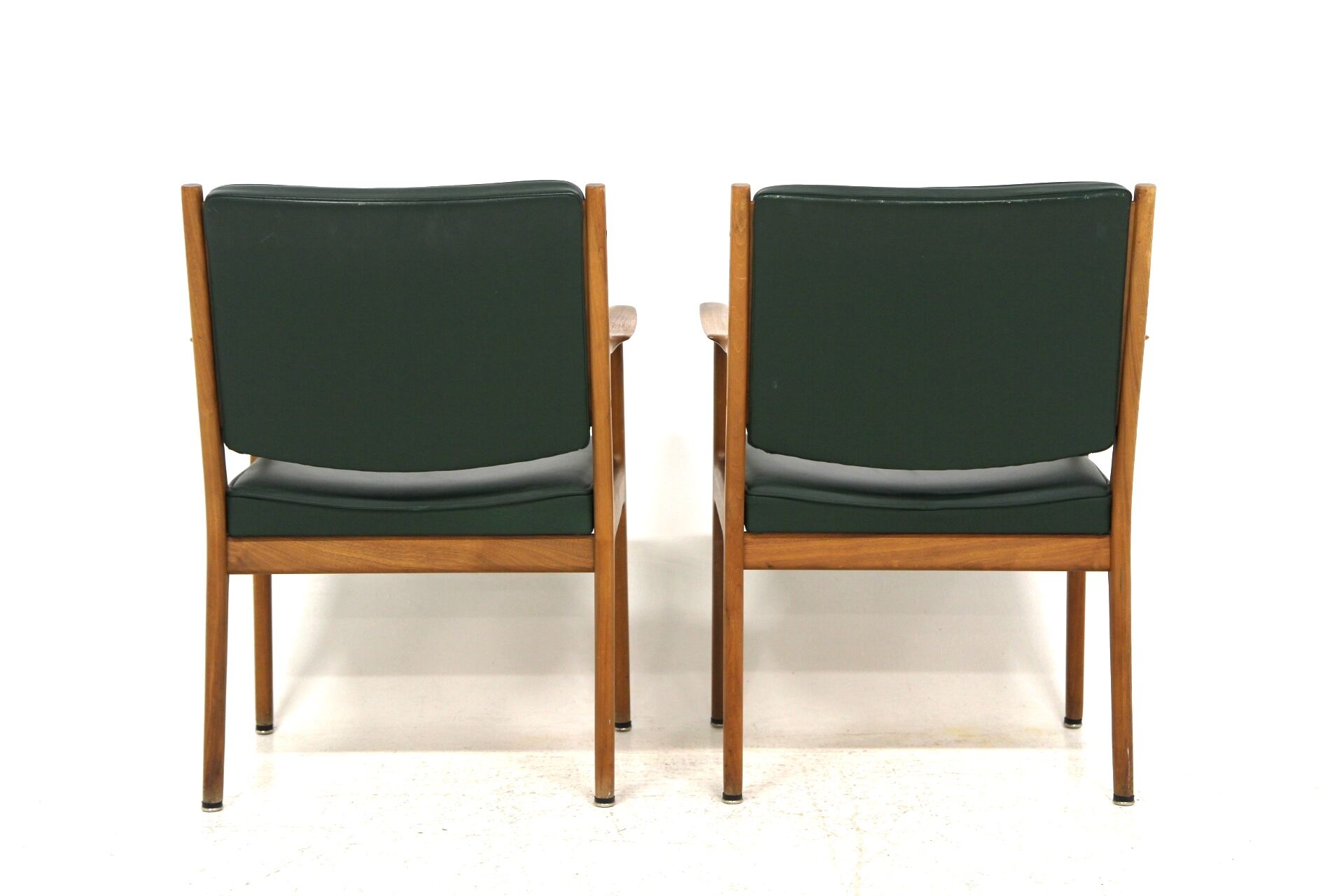 Set of 2 leather armchairs, Karl Erik Ekselius, Sweden, 1960