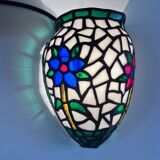 Paire d’appliques murales style Tiffany en mosaïque de verre coloré