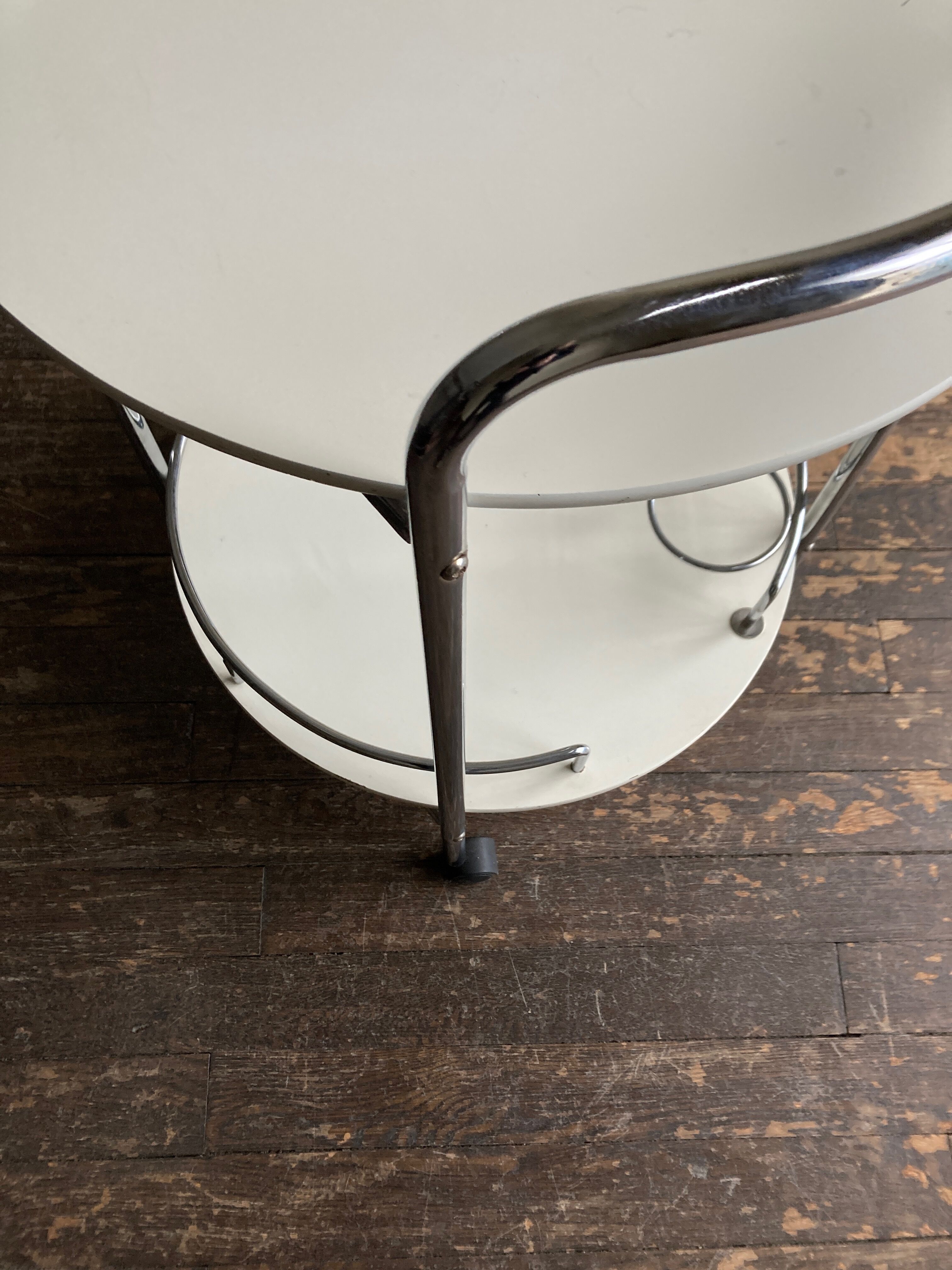 Desserte bar 1970 en bois laqué blanc