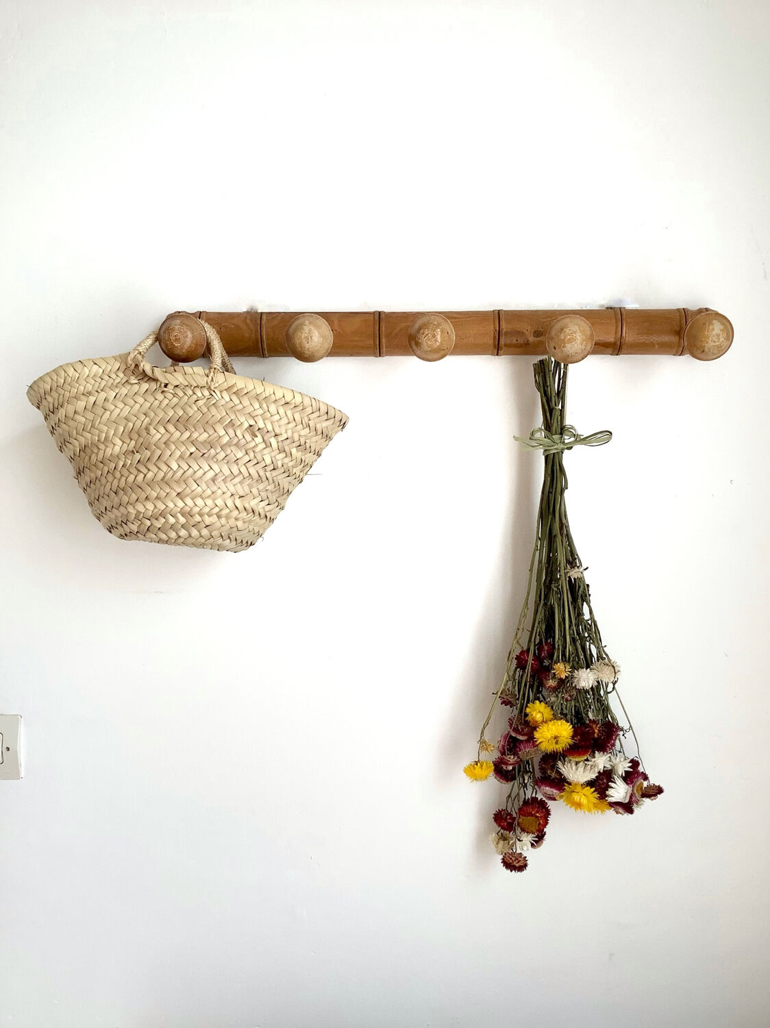 Wooden coat rack 5 hooks