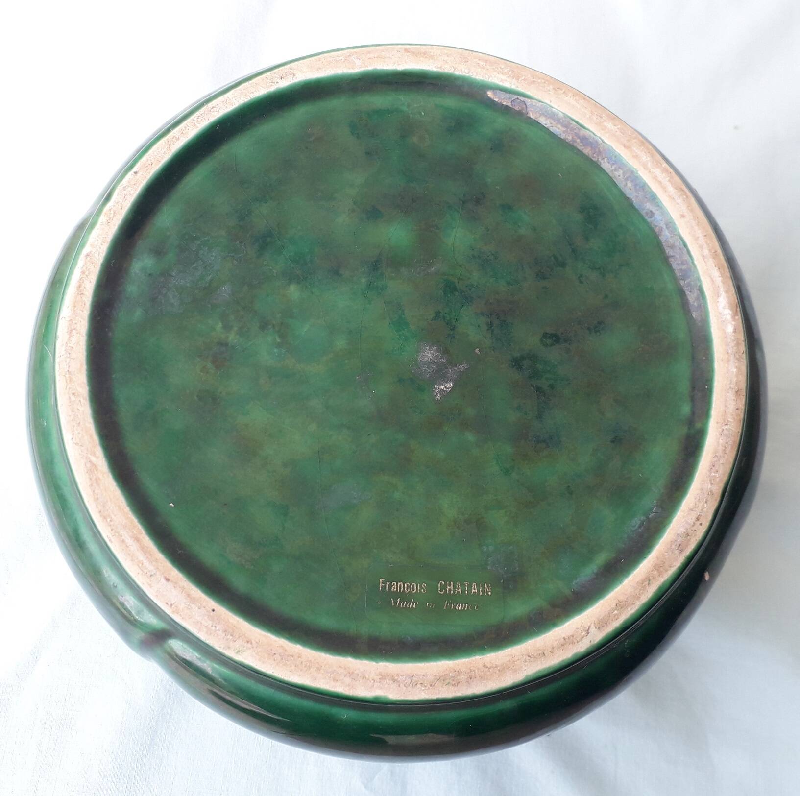 Green ceramic cache-pot