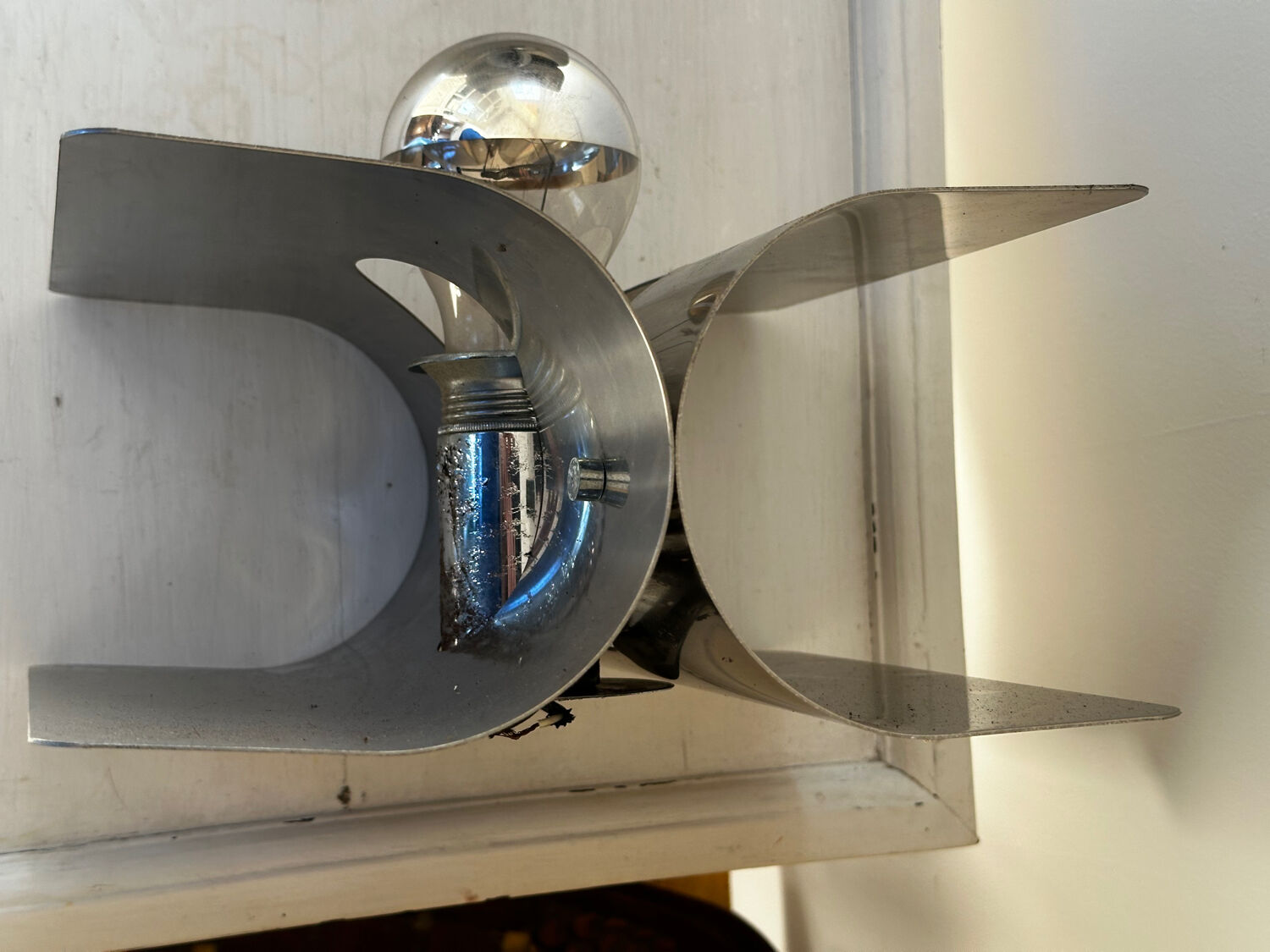 Pair of Harvey Guzzini wall lights Italy - Chrome Metal - Space Age year