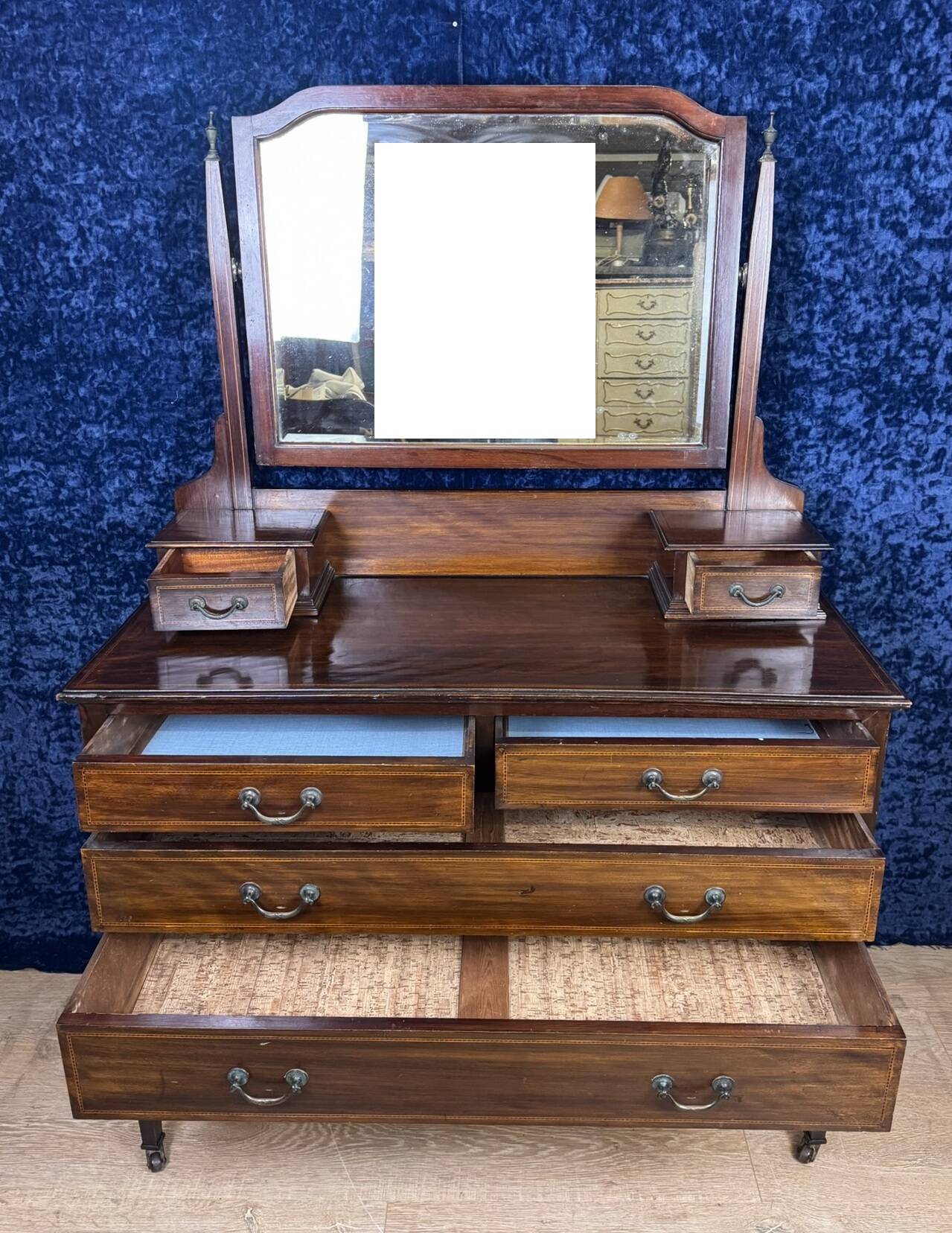 Superb English mahogany psyche chest of drawers circa 1880