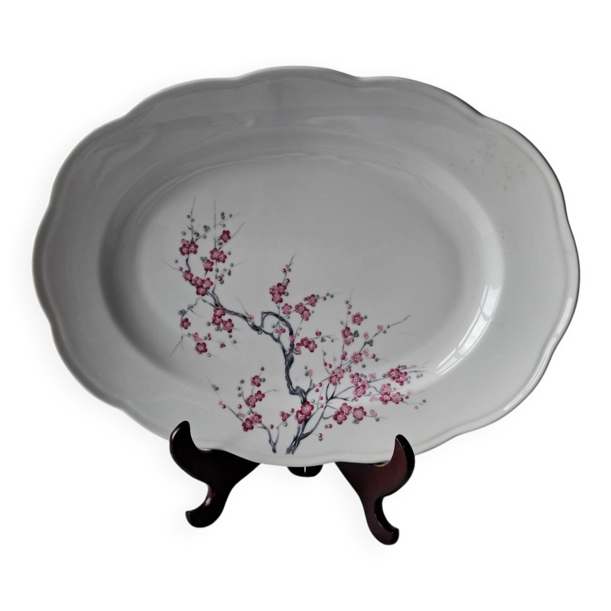 Porcelain dish. Creation A.Deshoulières