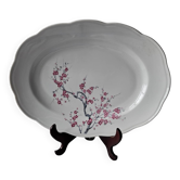 Plat en porcelaine. Création A.Deshoulières