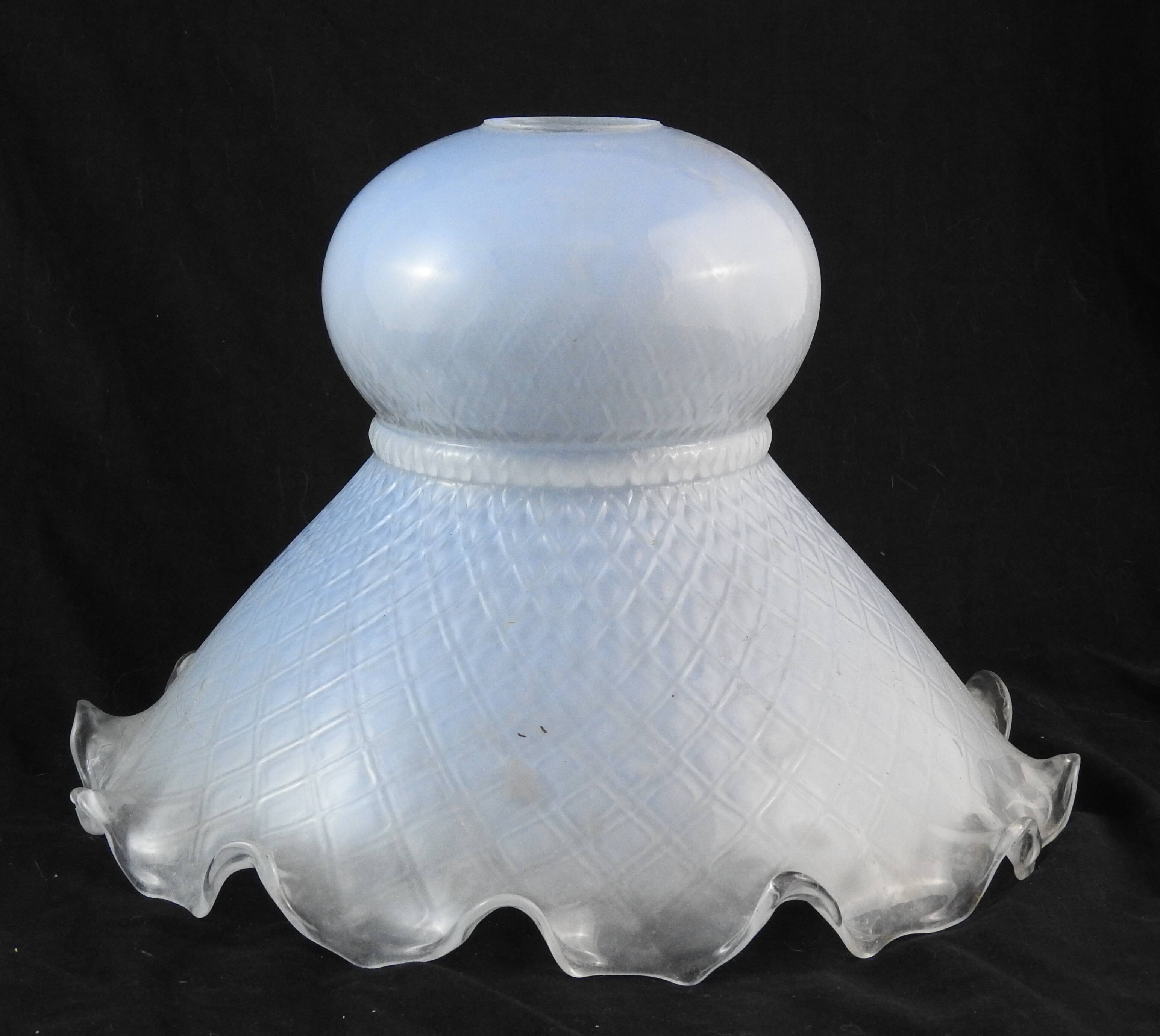 Globe suspension en verre opalescent