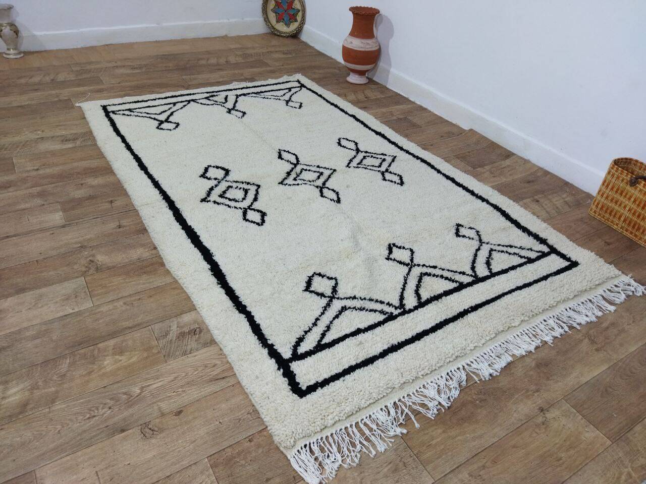 Handmade wool Berber rug 248 x 158 cm