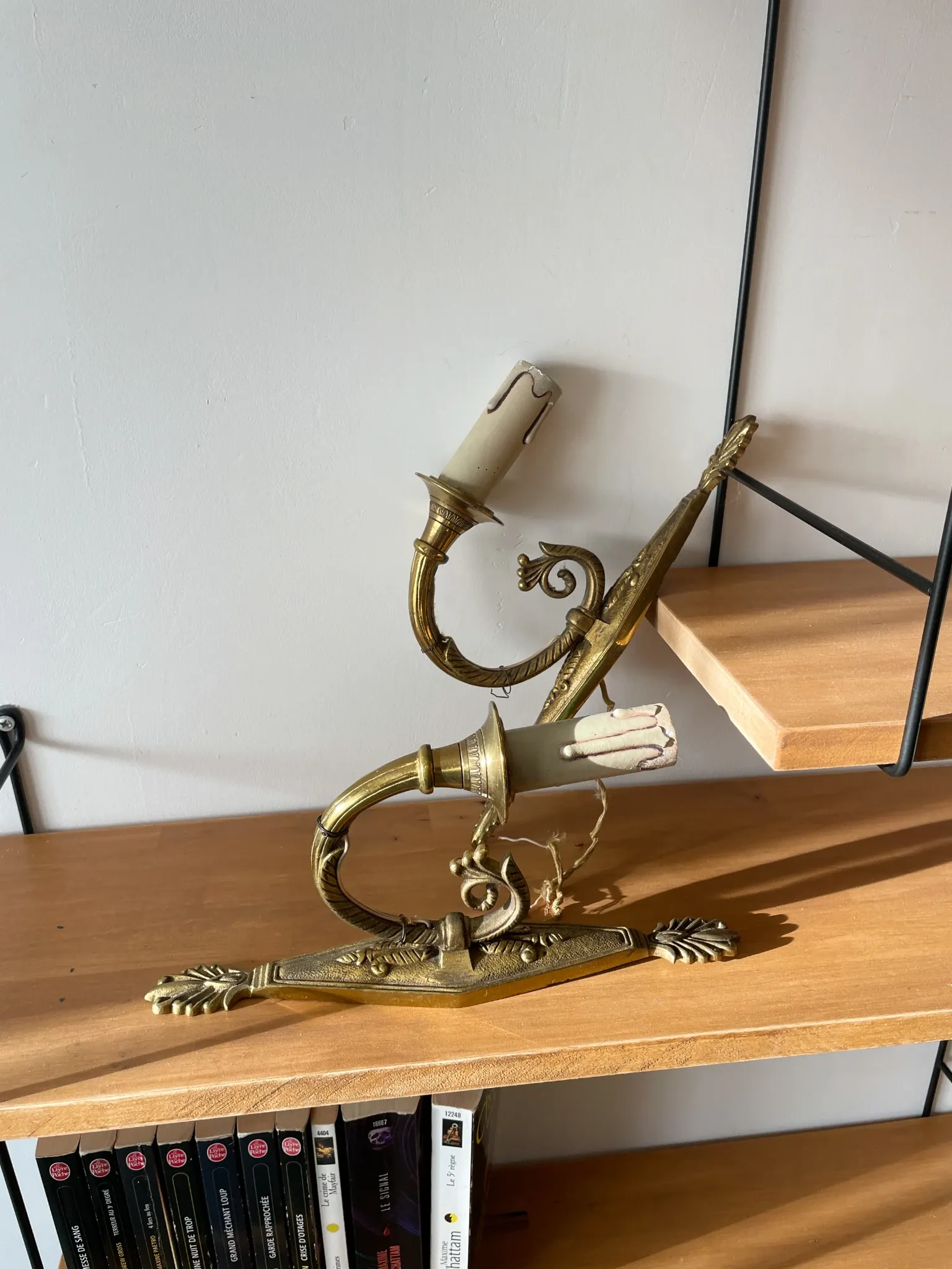 Pair of wall sconces in gilded brass – Louis XVI / neoclassical style