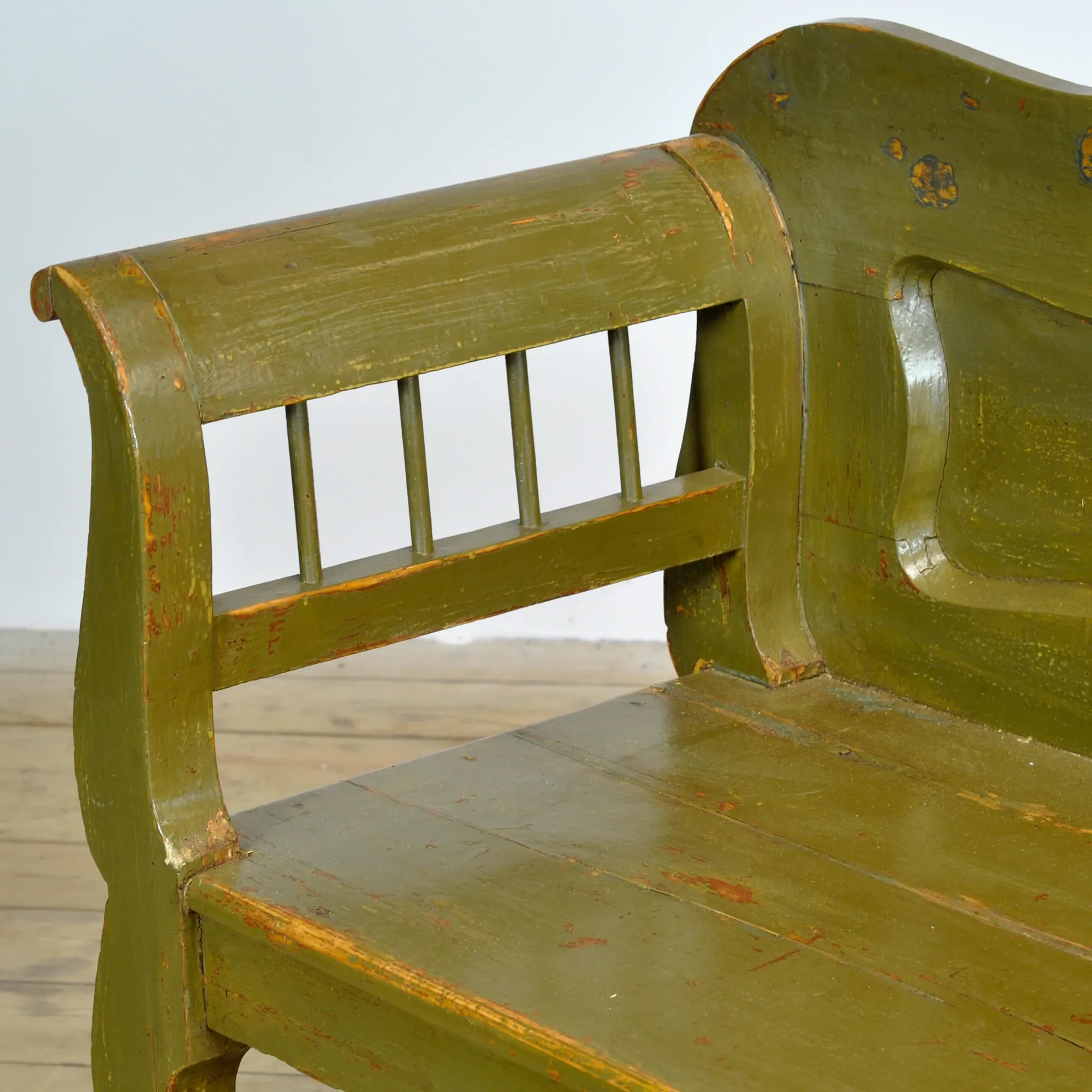 Antique pine bench, 1900s
