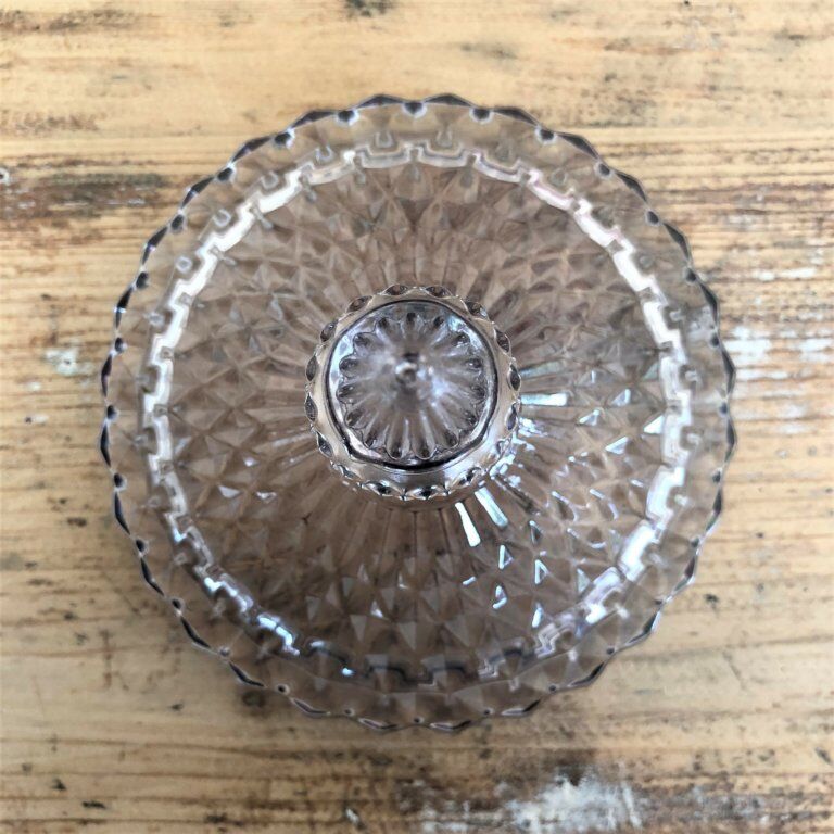 Chiseled glass candy