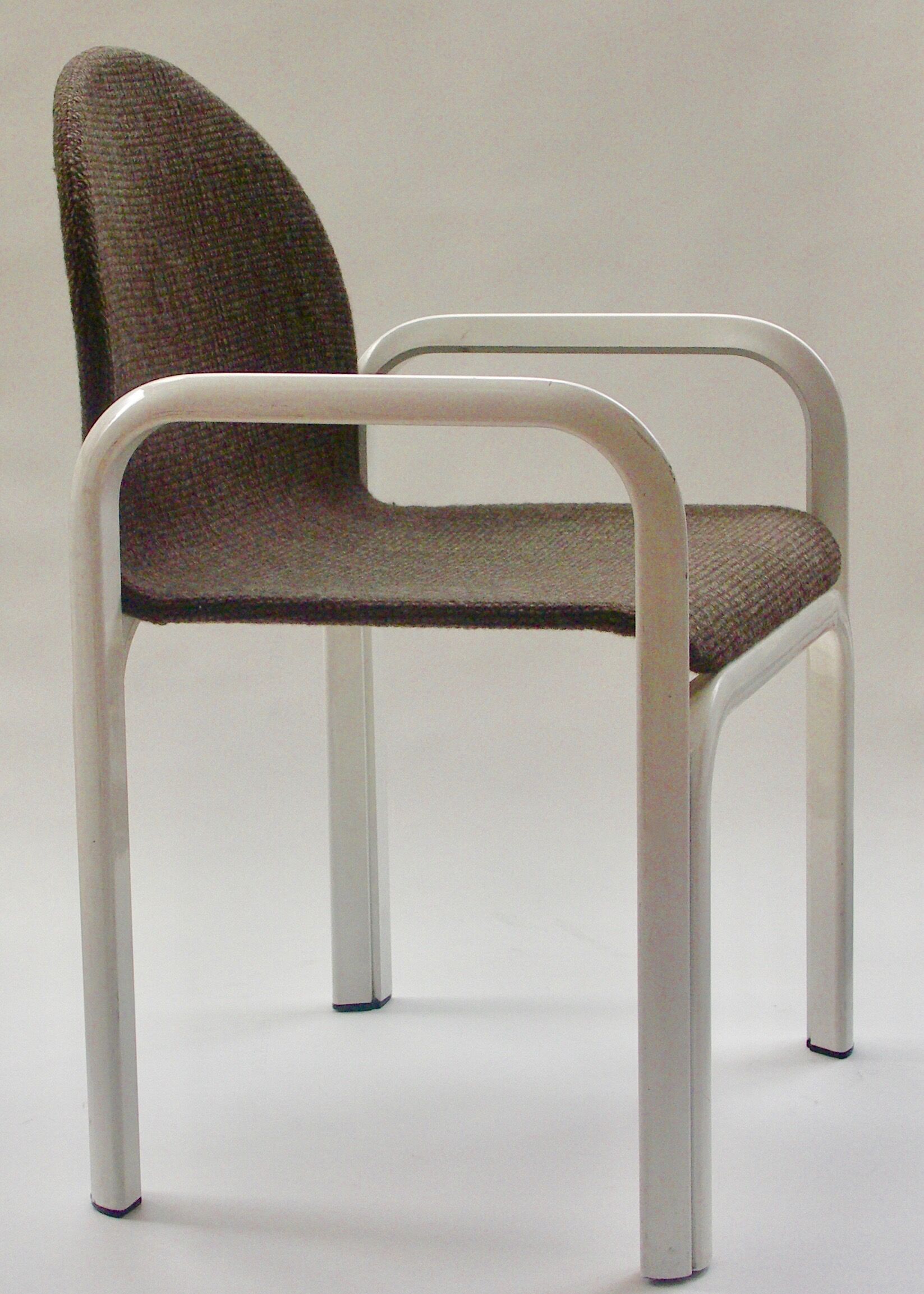 Fauteuil "orsay" design Gae Aulenti pour Knoll 1975