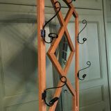 Cloakroom coat rack