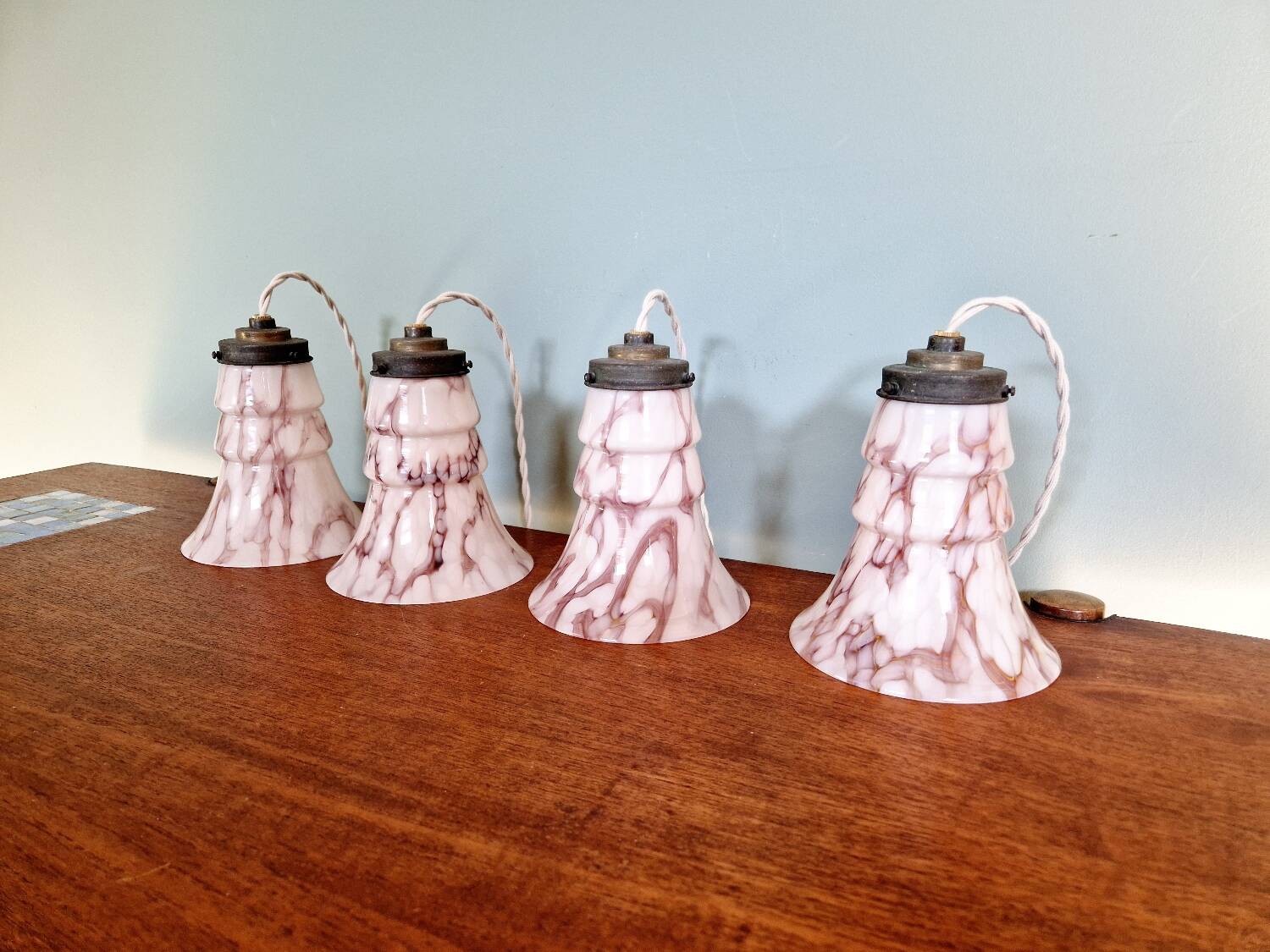 Art Deco pendant light in pink marbled opaline (4 available)