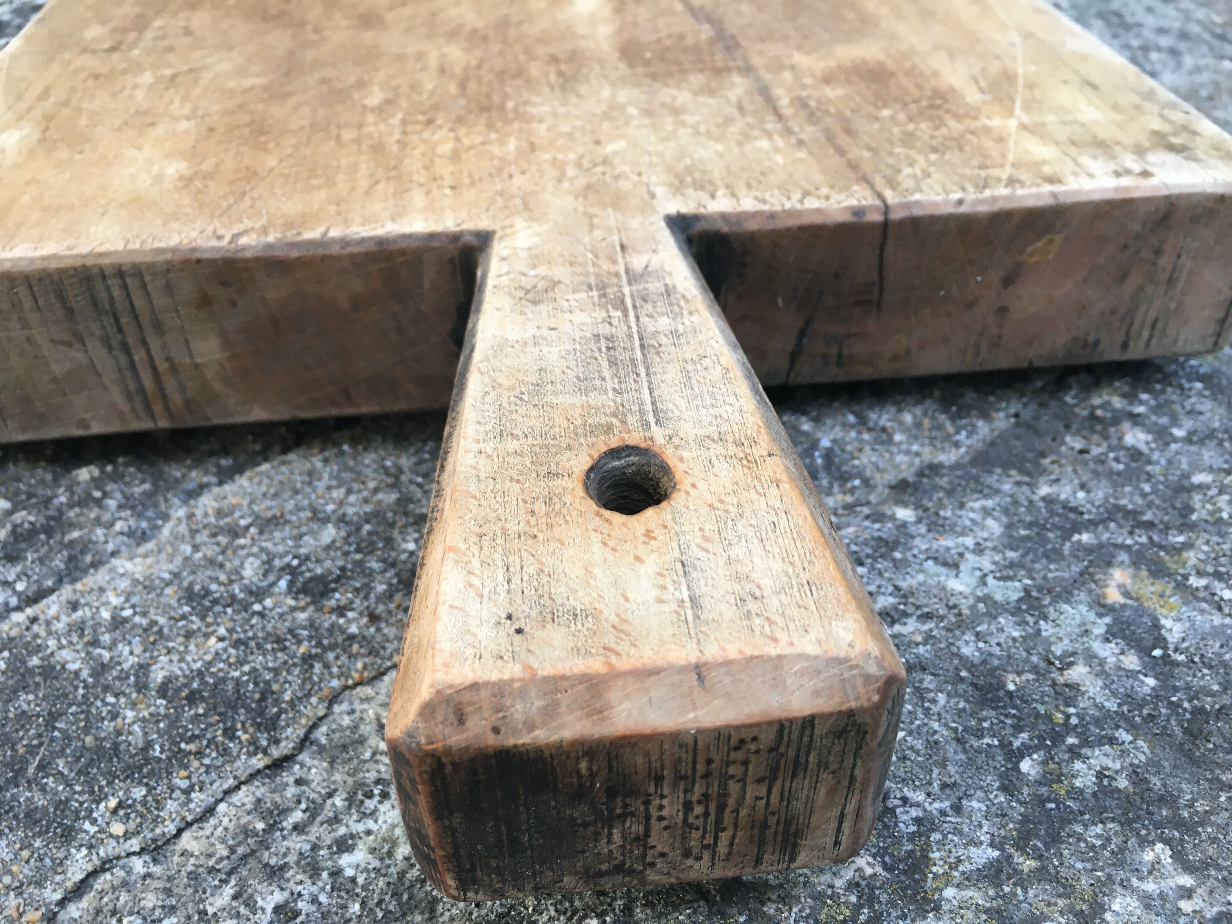 Wooden cutting board