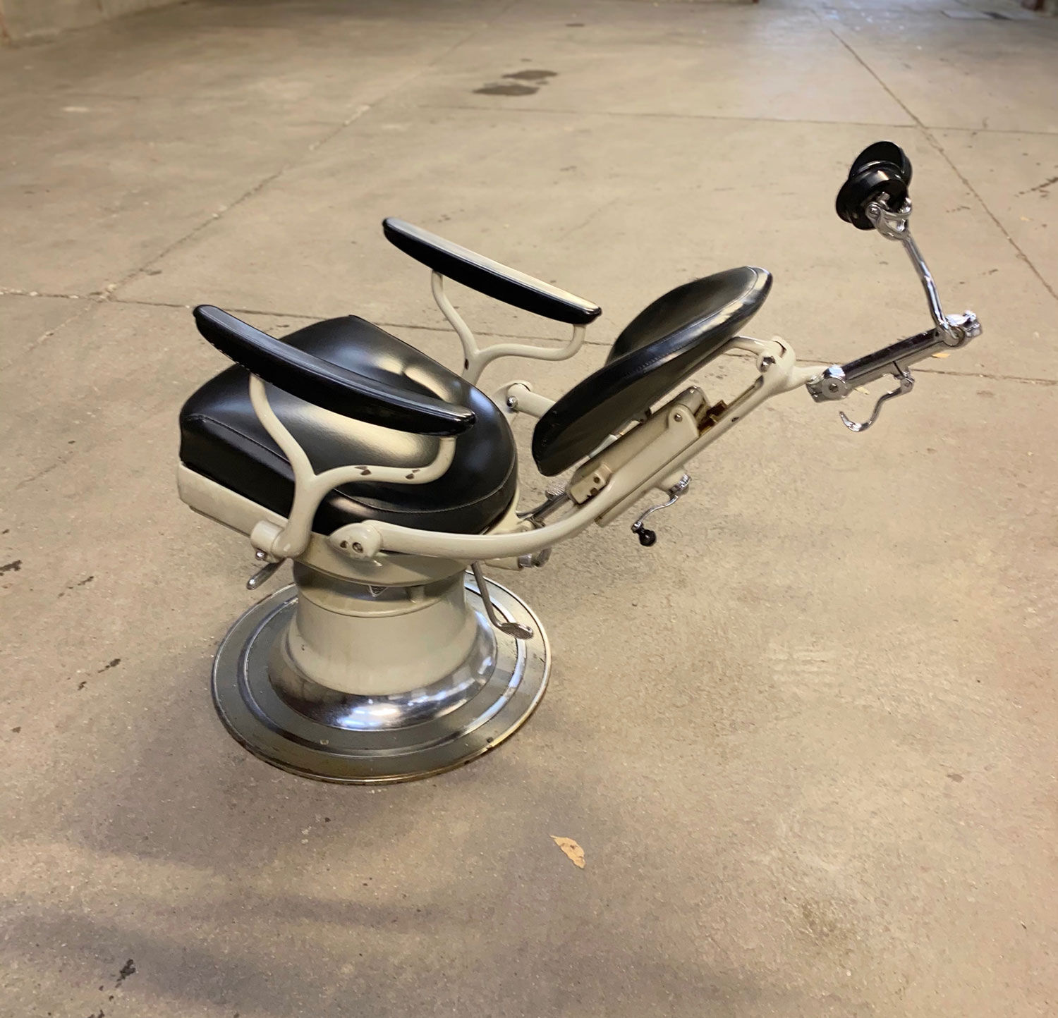 Vintage 1950s dentist's chair