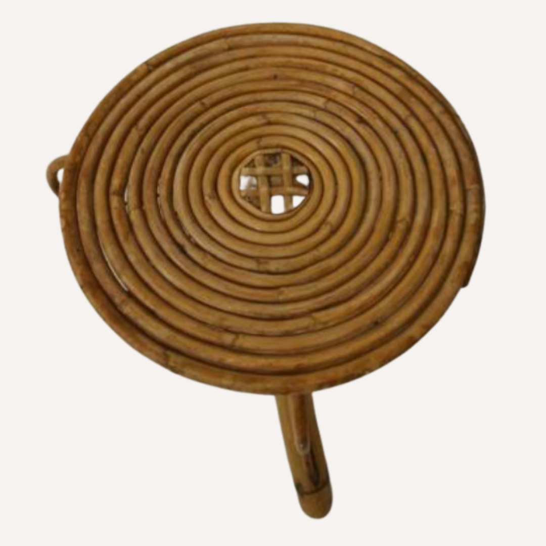 Table d’appoint en rotin et en bambou, vers les années 1970