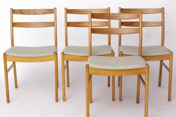 Lot de 4 chaises de salle à manger vintage en chêne, design suédois des années 1960 par Alb Johansson