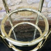 Vintage faux bamboo pedestal table in brass with 2 glass shelves