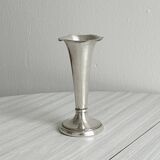 Elegant metal soliflore vase