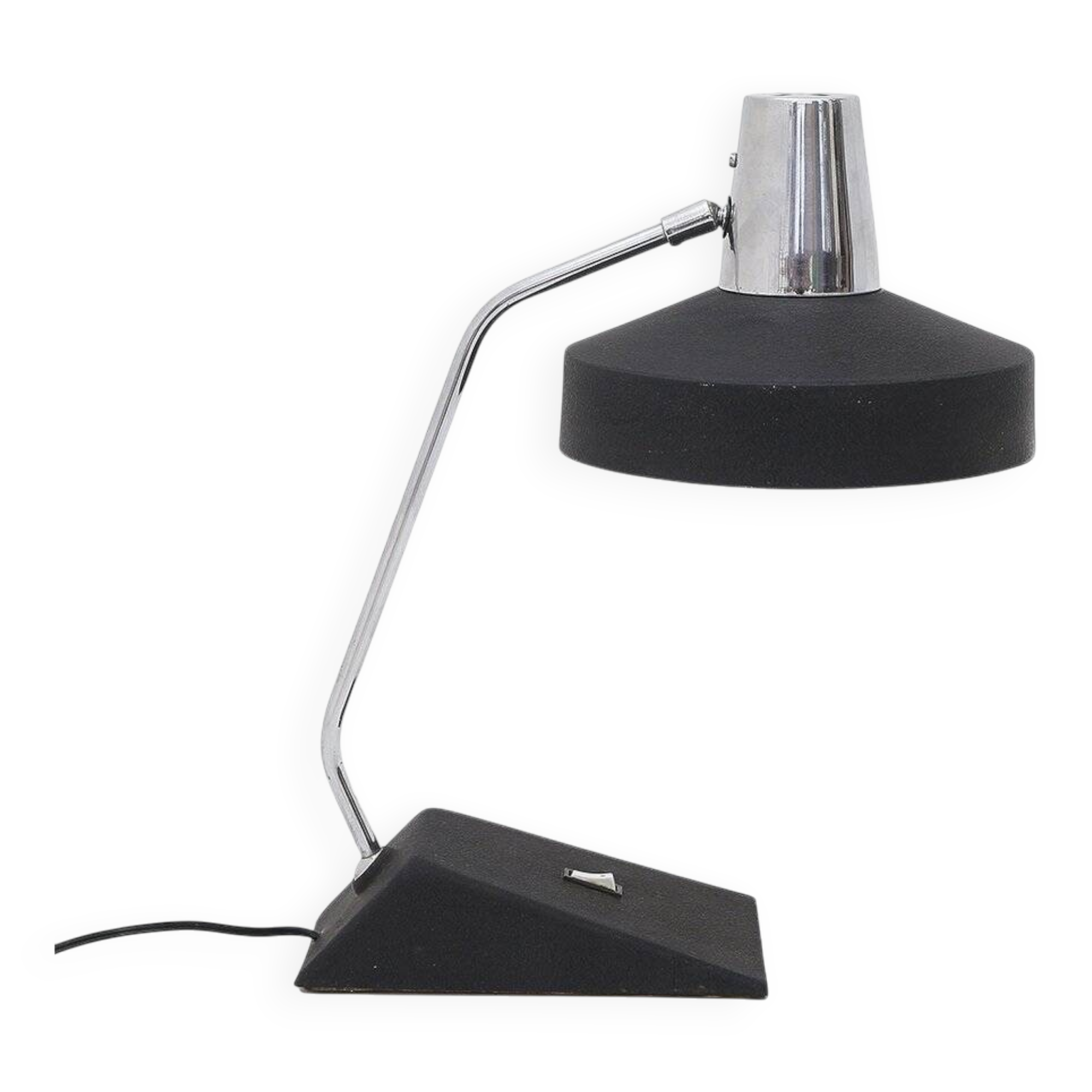 Table lamp in chrome metal and painted black by Seminara, 1960s.