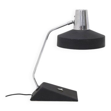 Table lamp in chrome metal and painted black by Seminara, 1960s.