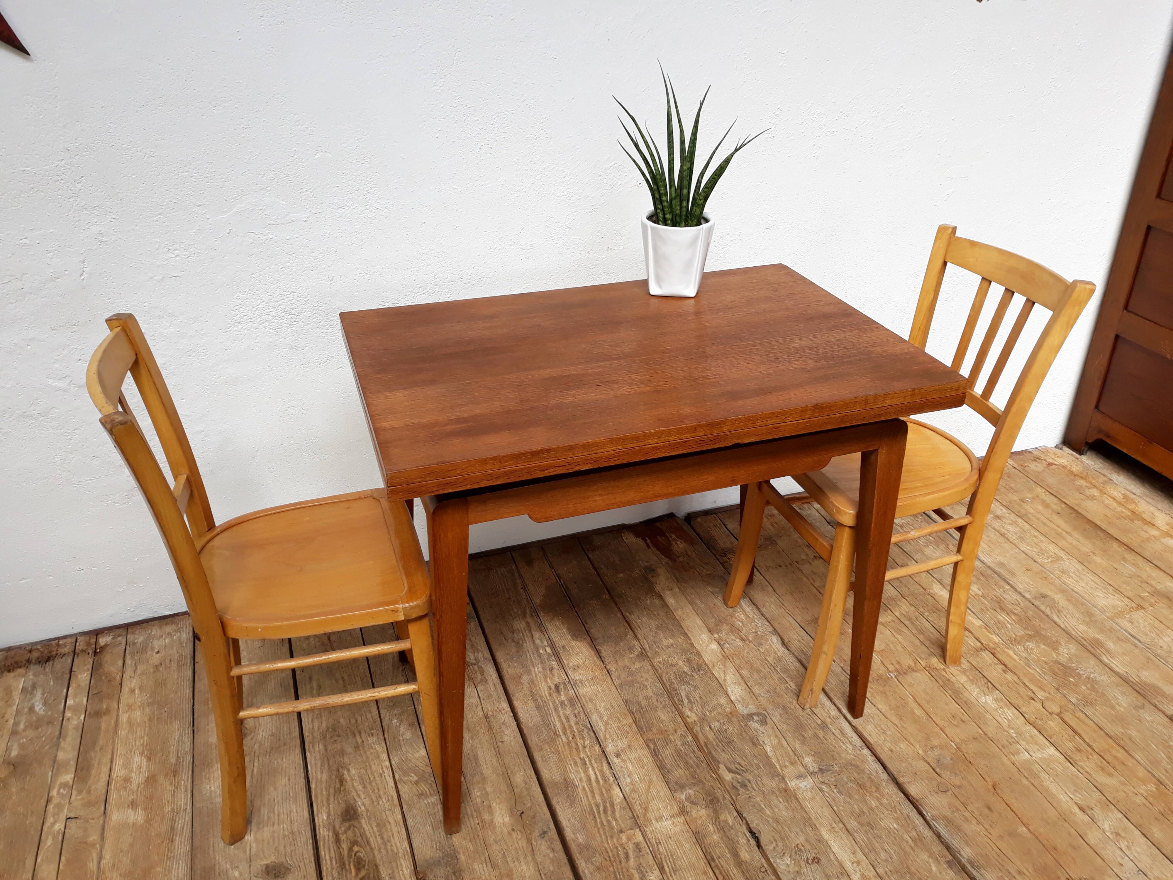 Table portefeuille vintage