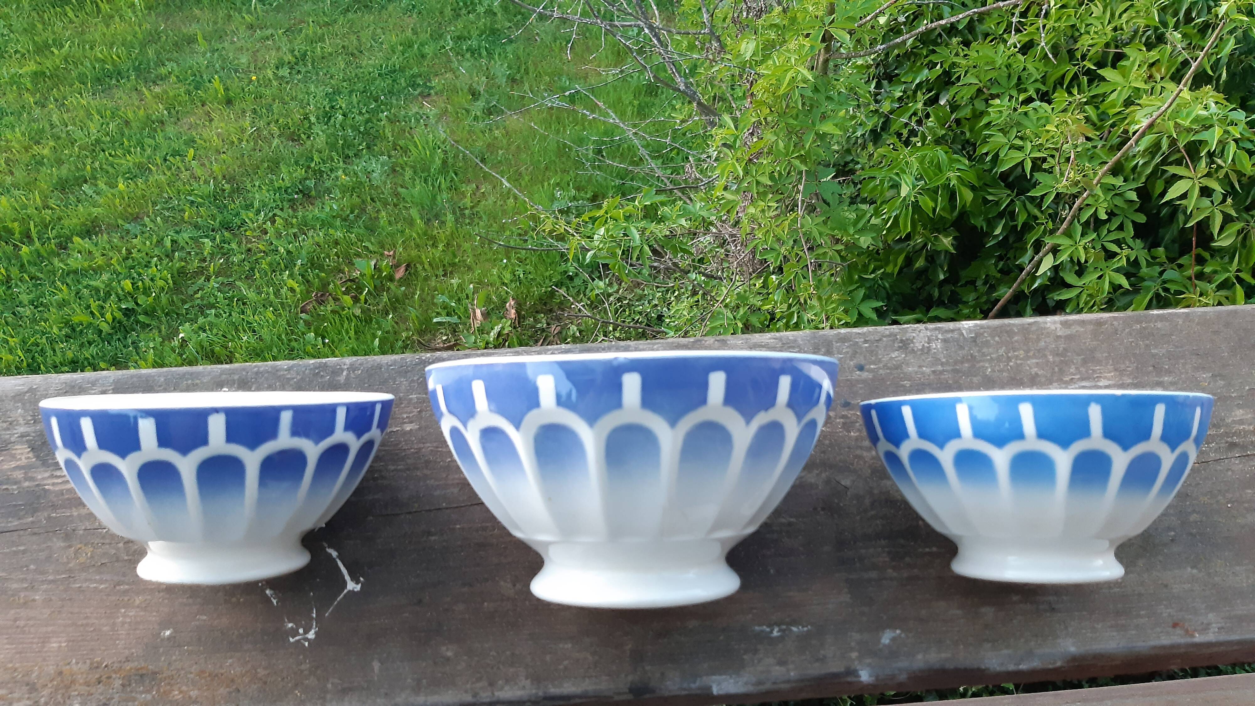Old bowls, set of 3