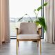 Fauteuil vintage en chêne, motif bouclé « poudre rose », création de Chierowsk