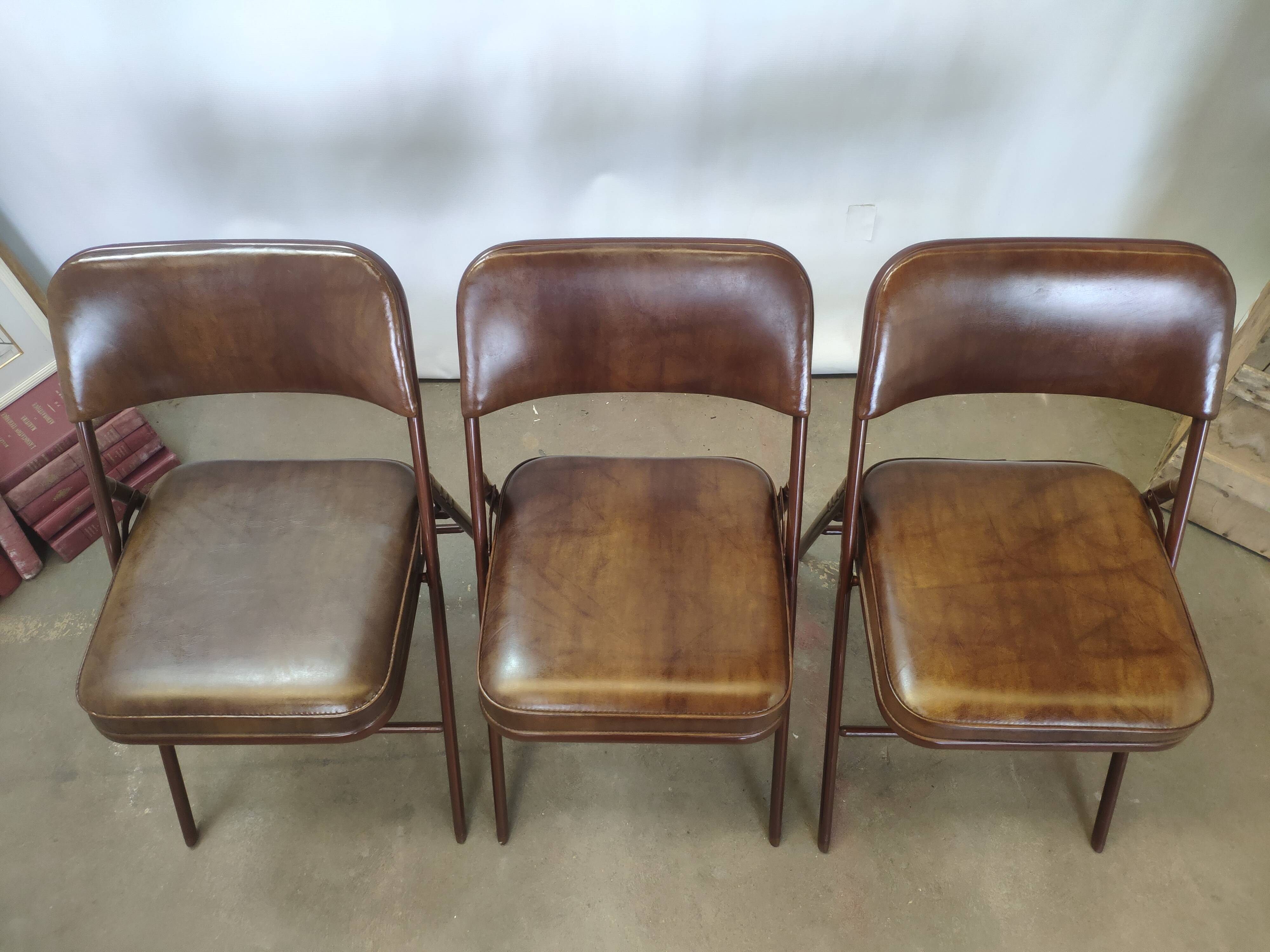 Rare suite de 3 chaises Samsonite 1977 assise marron
