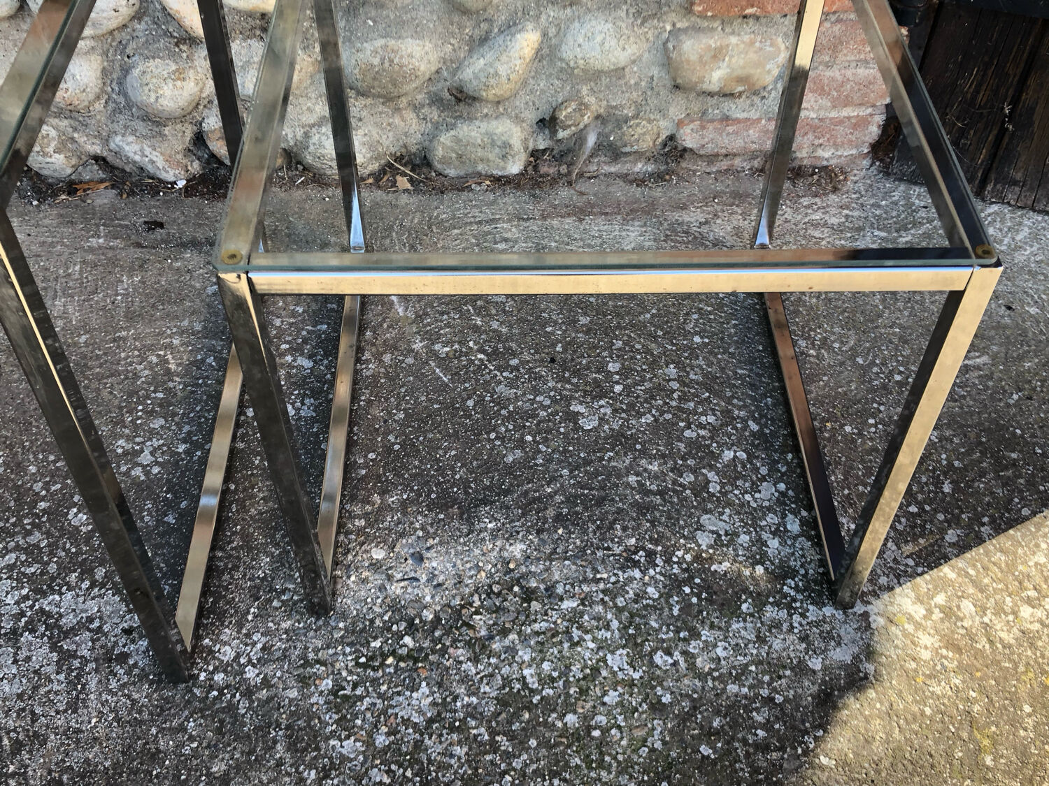 Glass nesting coffee tables