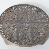 Extendable iron trifle