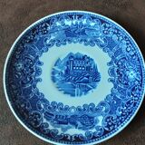 Set of 2 England cups and saucer