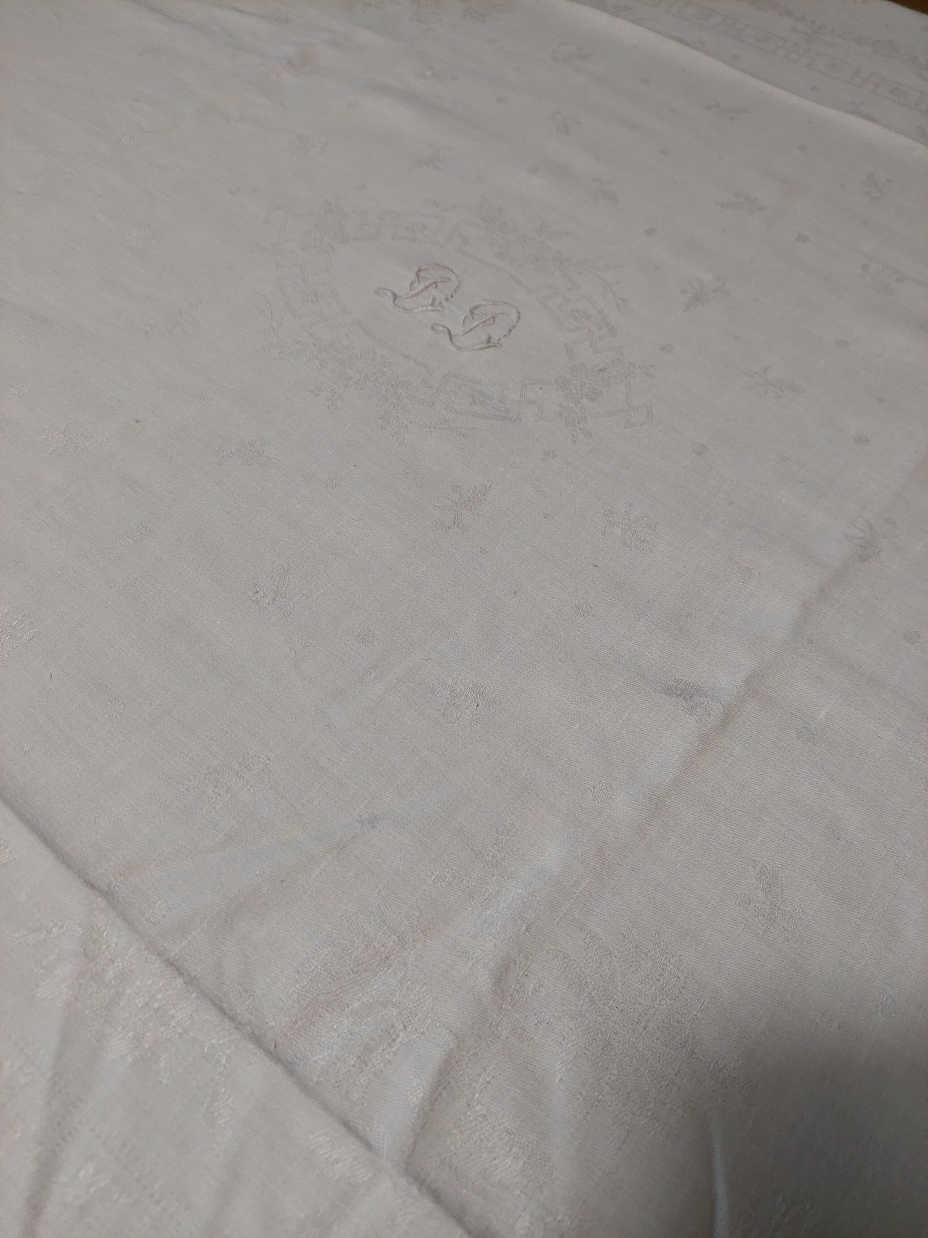 Damask cotton tablecloth monogrammed DD 150 x 220 cm