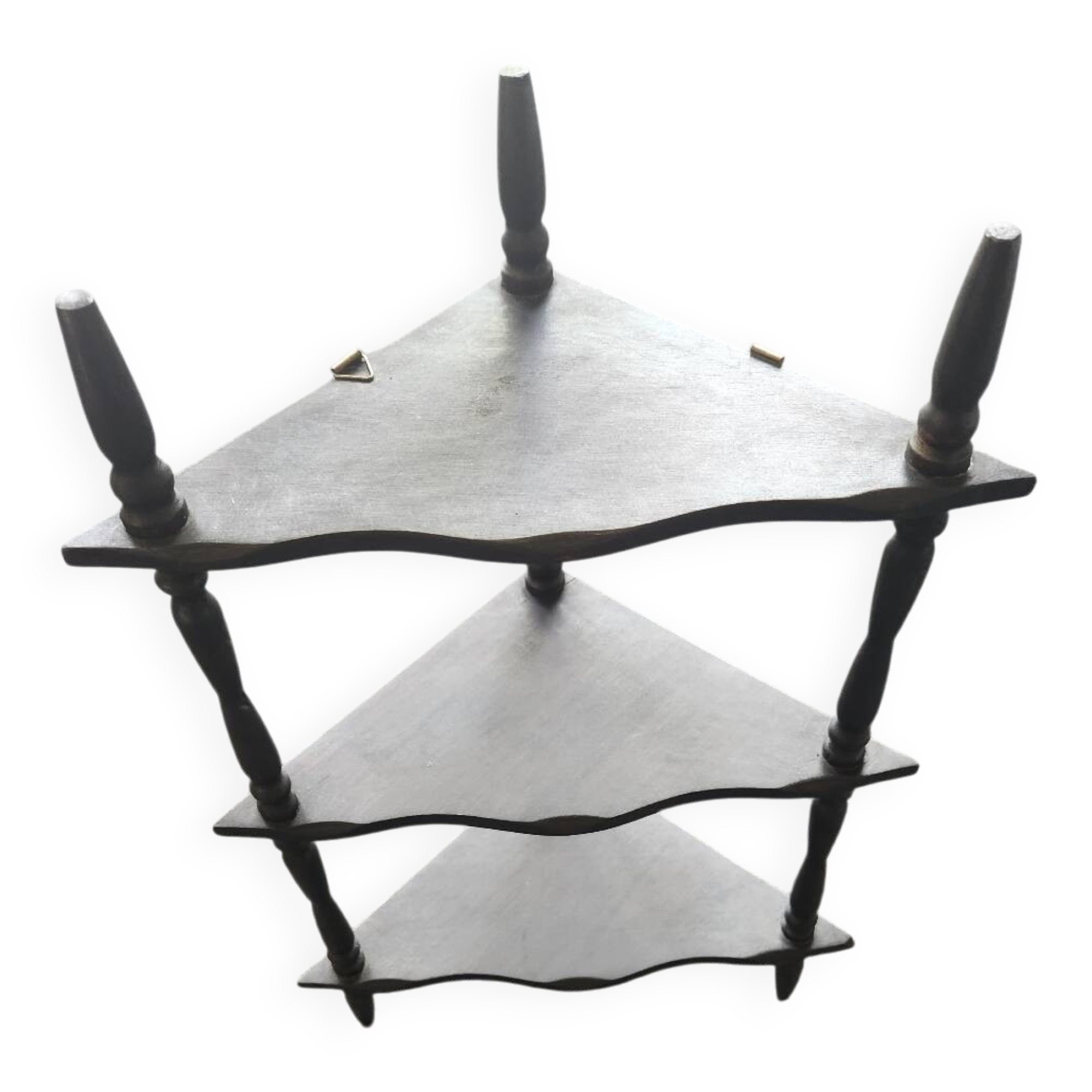 Wooden wall-mounted corner shelf