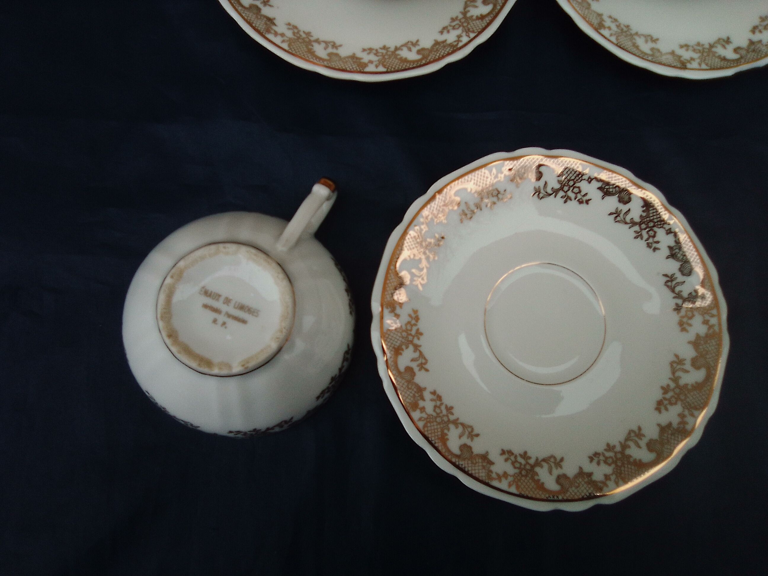 5 coffee cups with porcelain saucer Limoges enamels