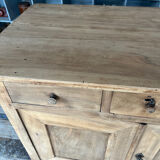 Small countertop made of raw wood