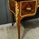 Petit Bureau de Milieu en Acajou et Palissandre, style Louis XV, époque Napoléon III – Milieu XIXe
