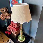 Lampe "Cottage" en bois sculpté, 1970