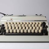 Revised Scheidegger International Typewriter
