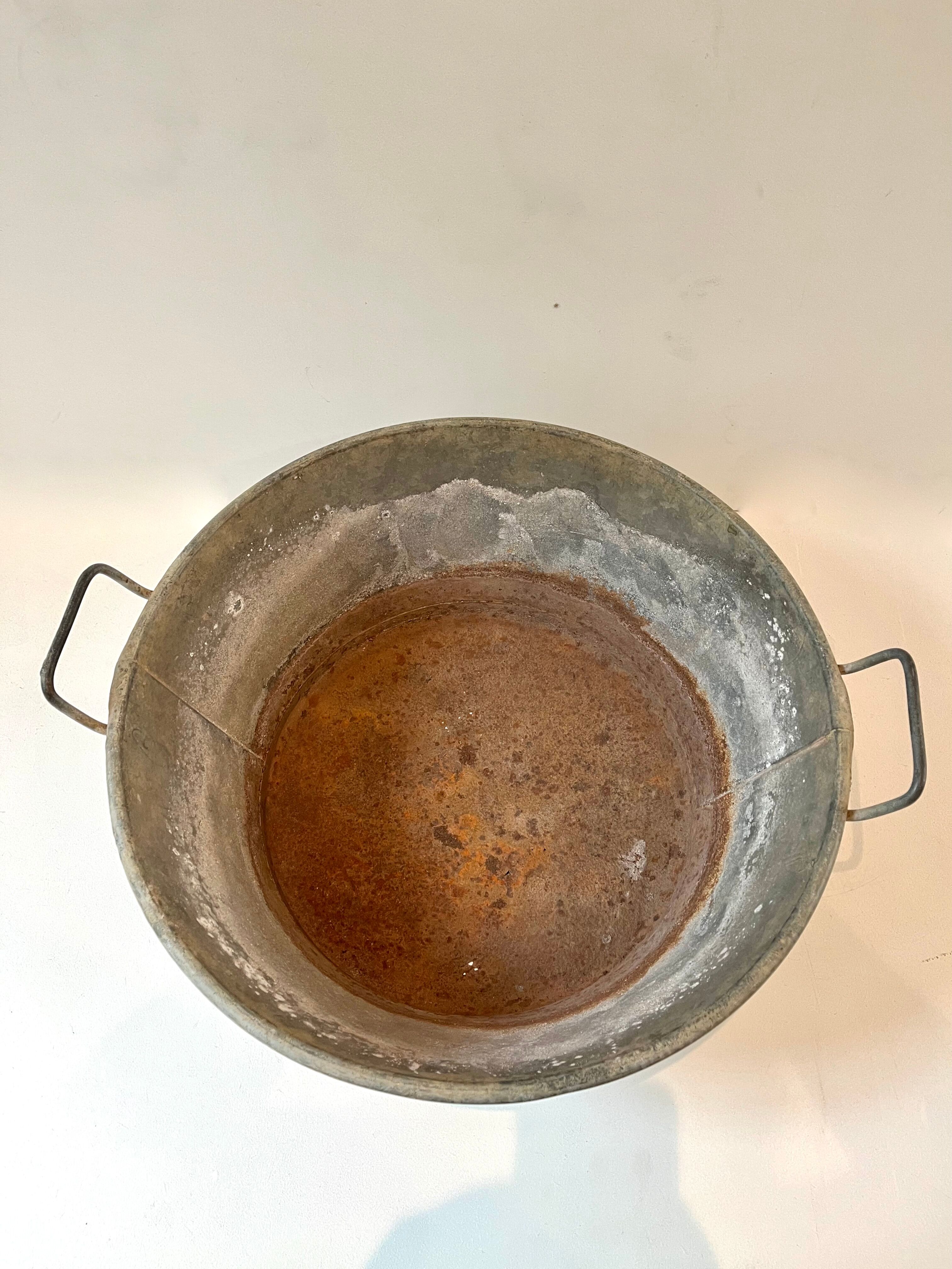 Vintage zinc basin