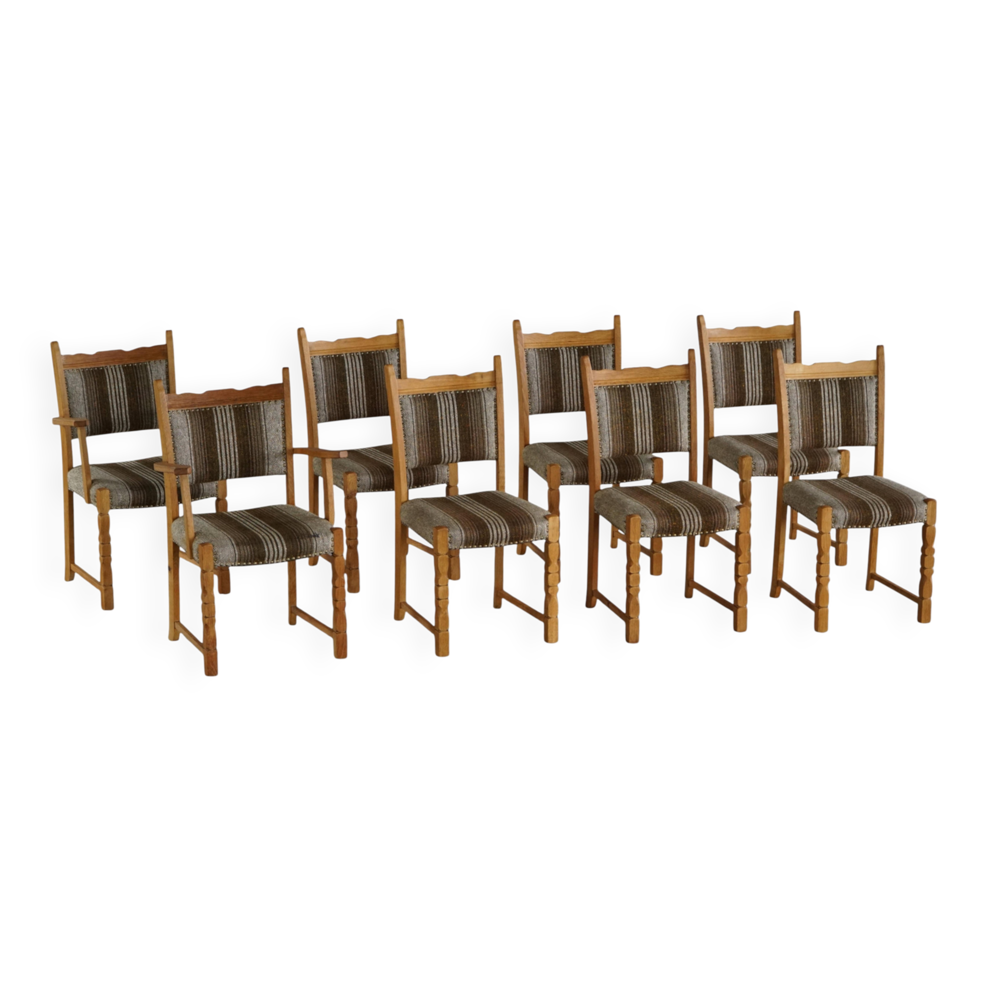 Danish Mid-Century Modern style, set of 8 dining chairs in oak and wool, 1960s.