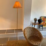 Vintage tripod rope lamppost