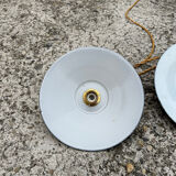 Trio de suspensions tôle émaillée noire et blanche vintage style indus