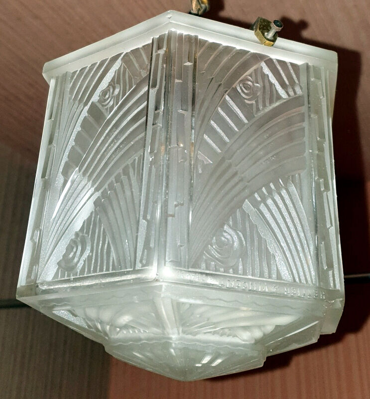 Hanging art deco Hettier and Vincent 1925