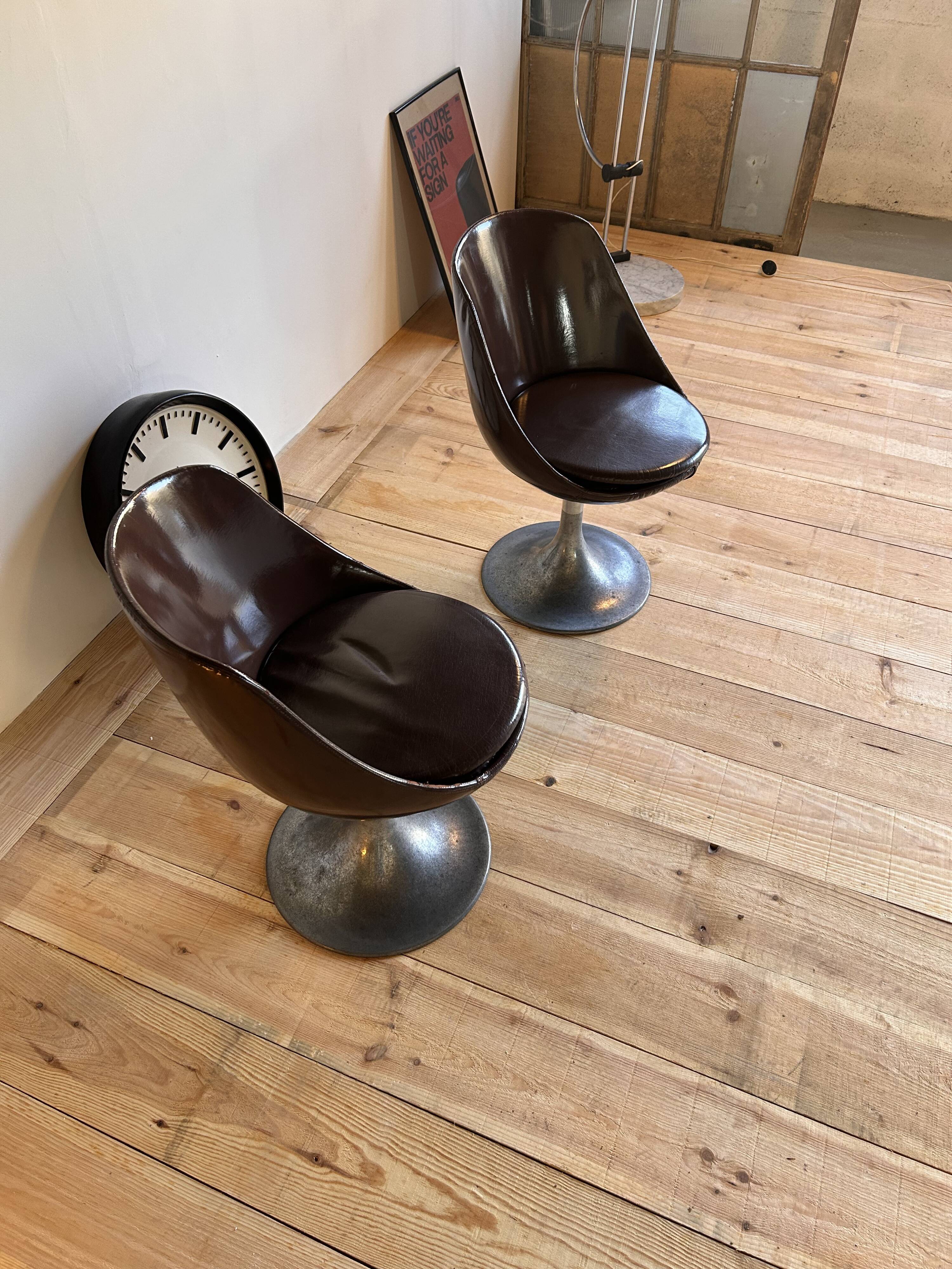 Pair of Space Age Armchairs, Italian design