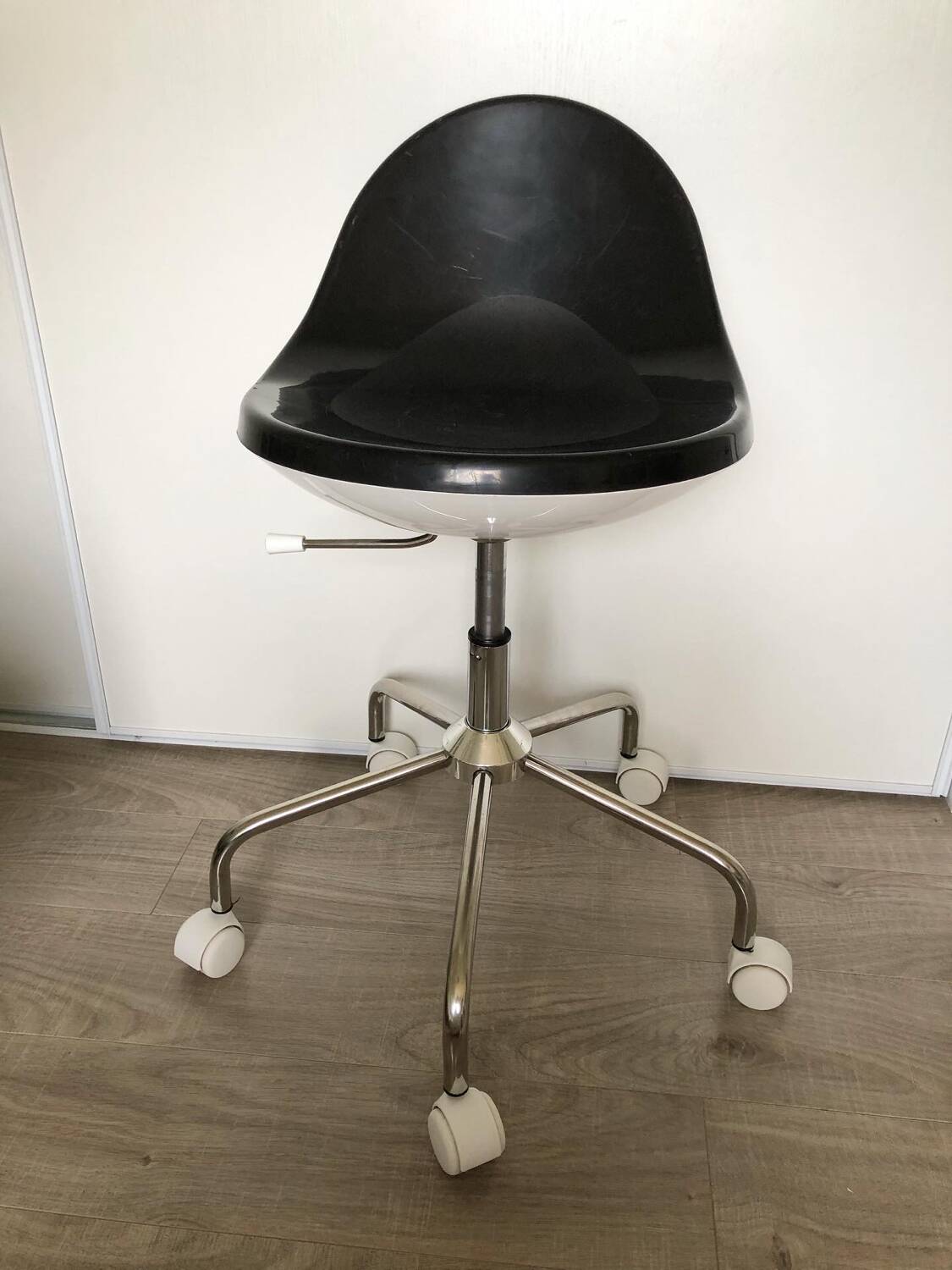 Vintage Italian Armet Greta chair