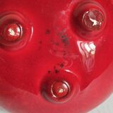 Vase tripode céramique à l'émail rouge vif vintage