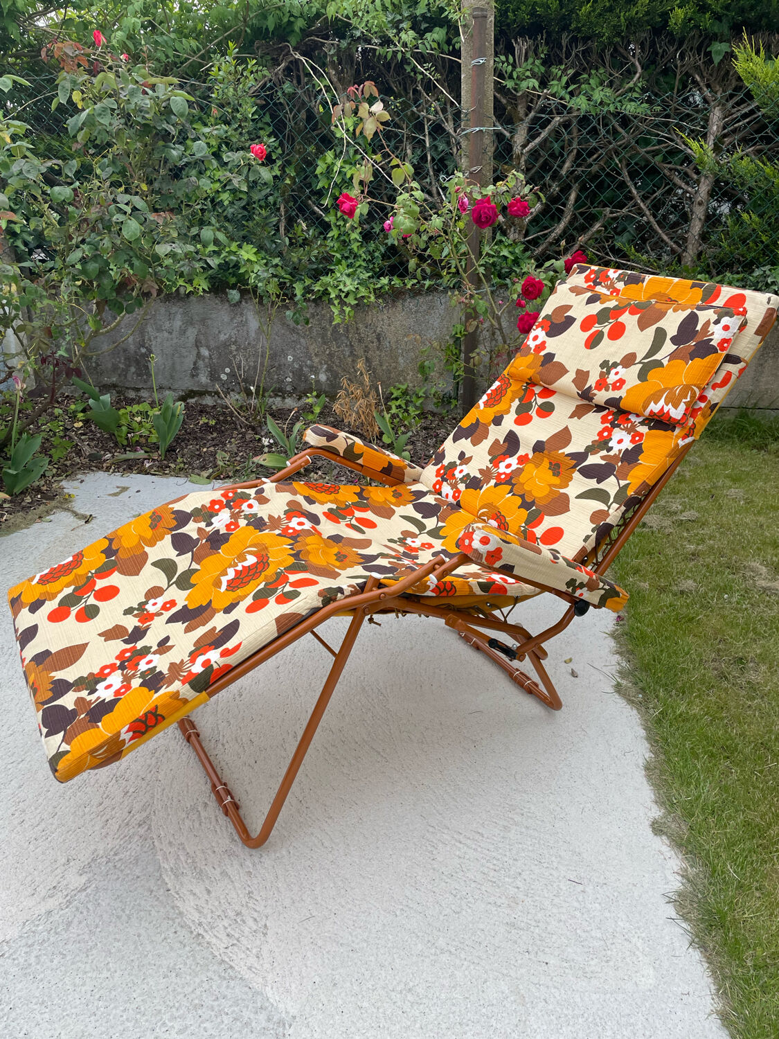 Deckchair chaise longue year 70
