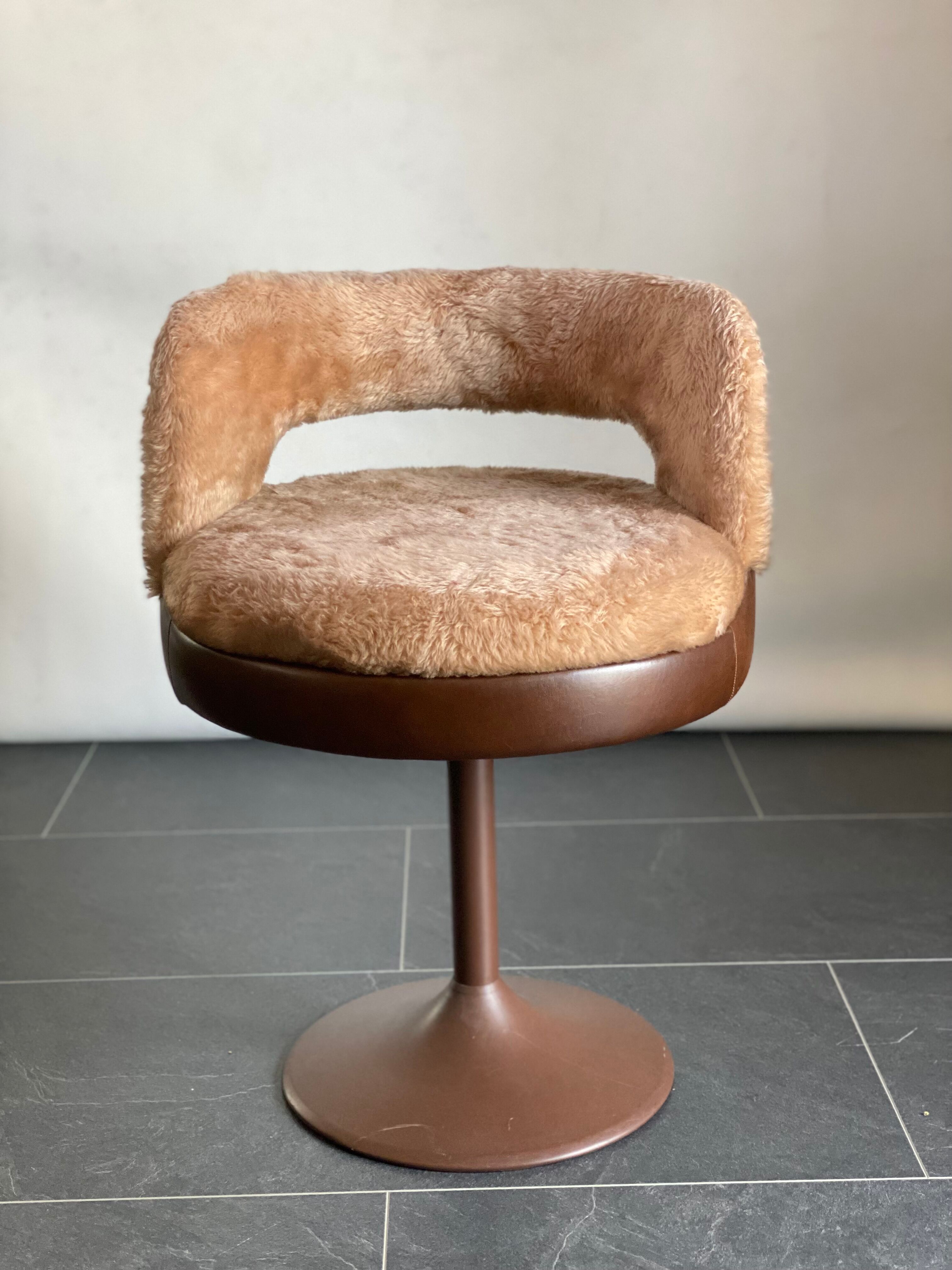 Vintage Space Age Swivel Chair