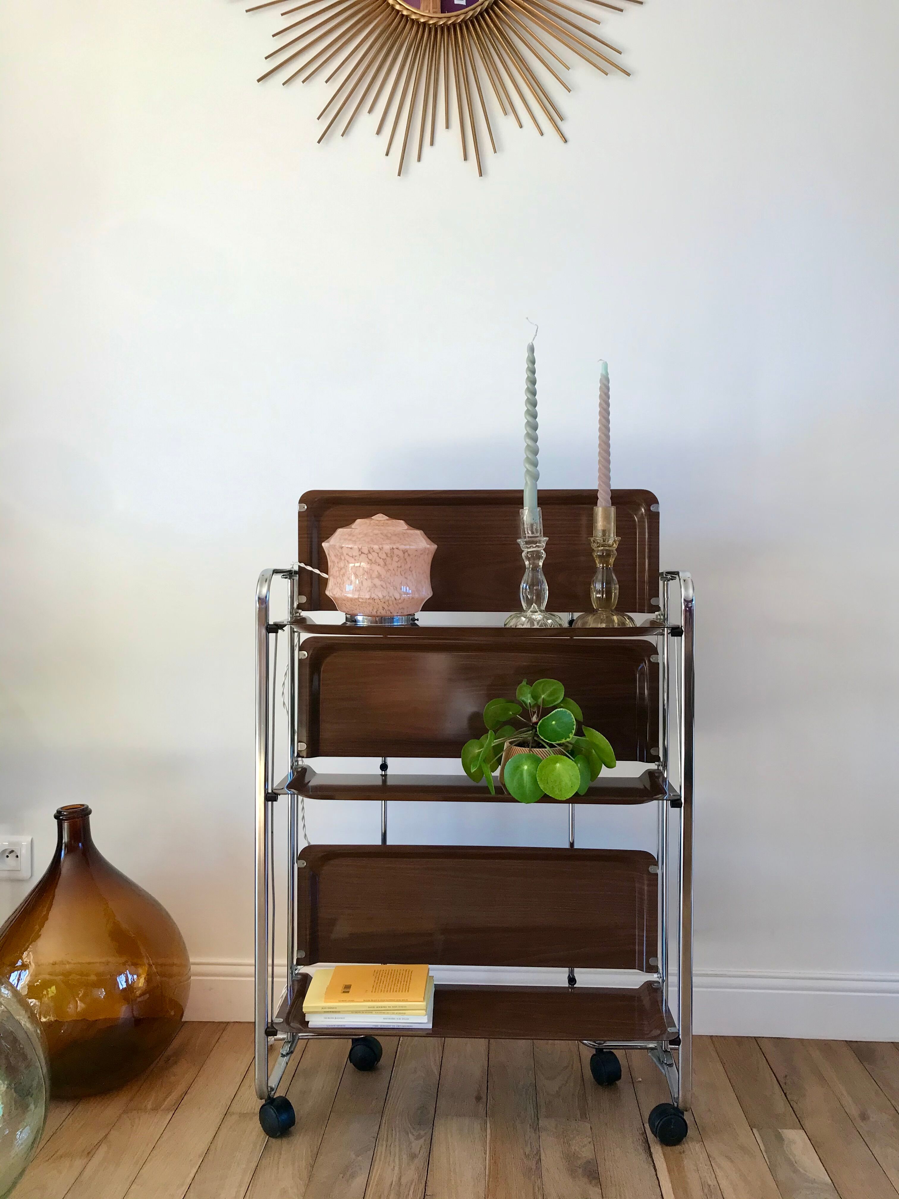 Service in formica and folding chrome 70s